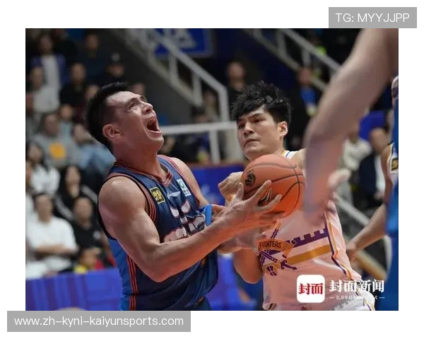 足球四川队与CBA冠军：四川队的赛季表现与挑战