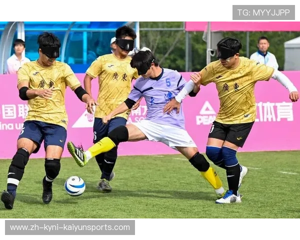 足球比赛中的团队执行与个体表现